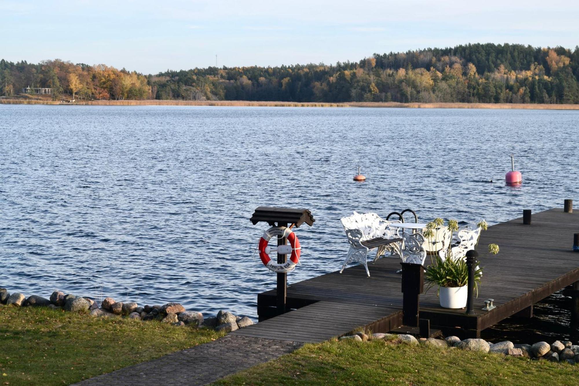 Sjoestuga/Gaesthus I Skaergarden. Åkersberga Exterior foto